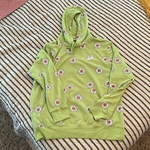 Worn Once- Nike Sportswear Essentials Hoodie Sweatshirt- Large